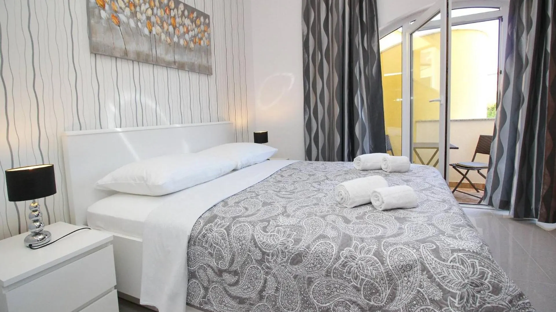 Guest house Apartments Zarok Beach Holiday Baska