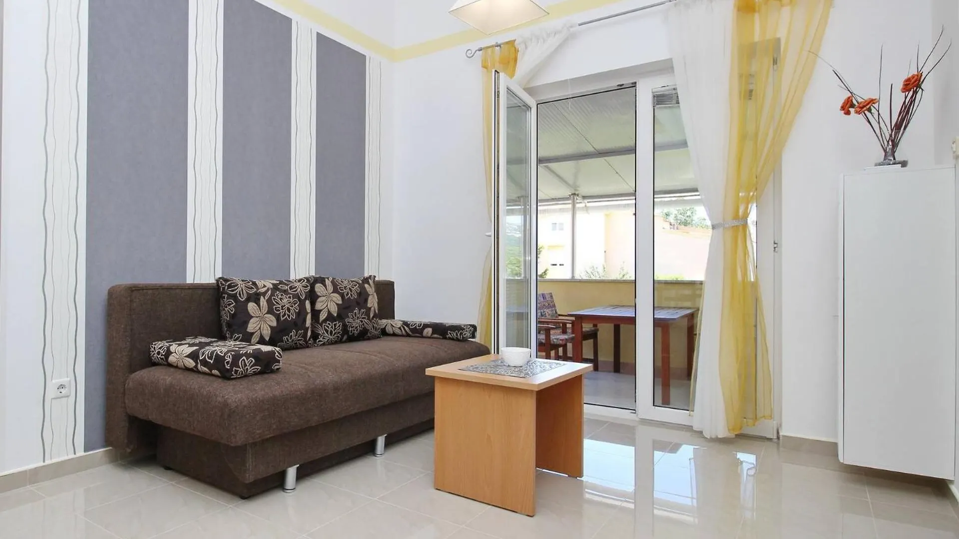 Apartments Zarok Beach Holiday Baska
