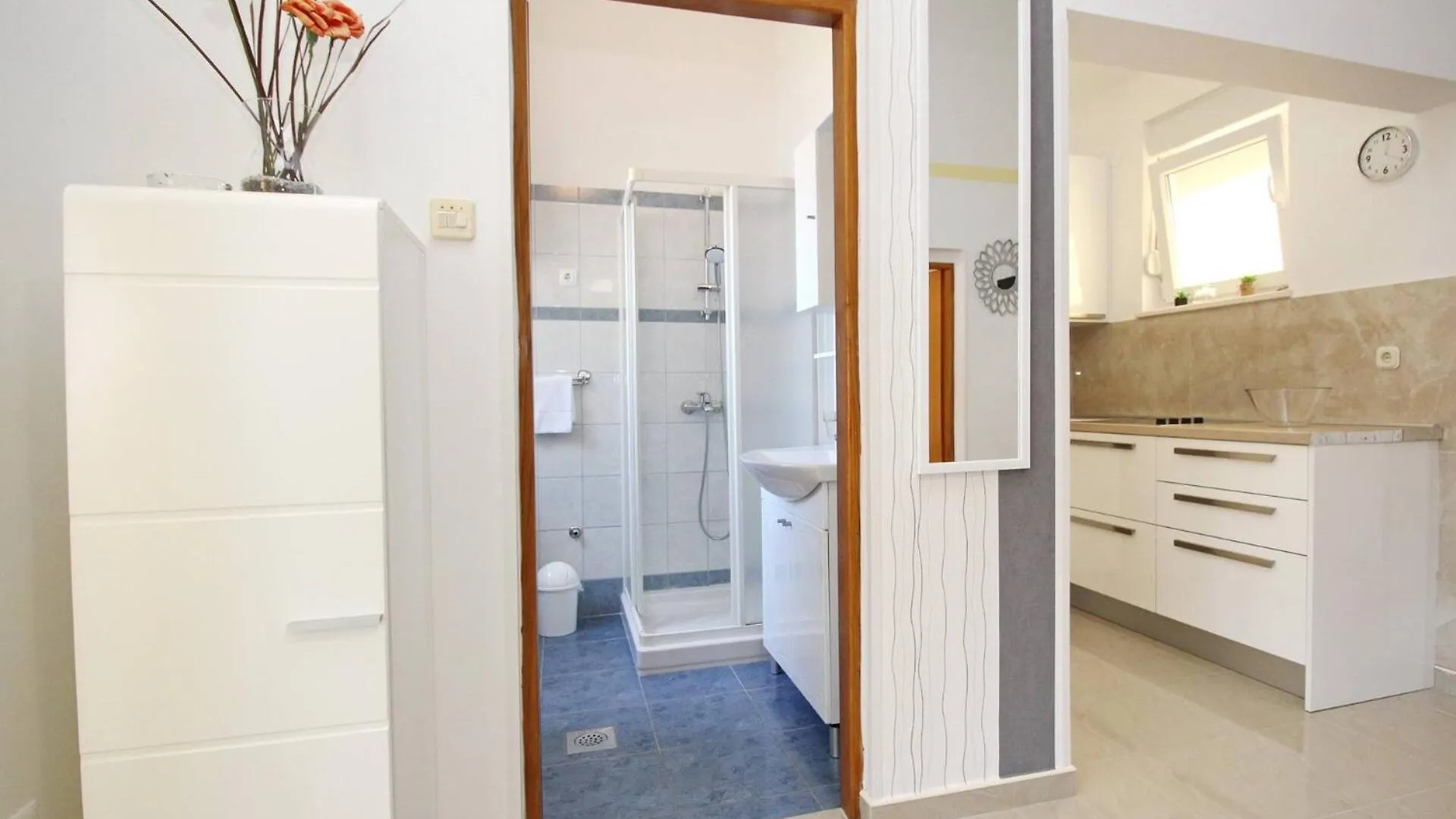 Apartments Zarok Beach Holiday Baska  Croatia
