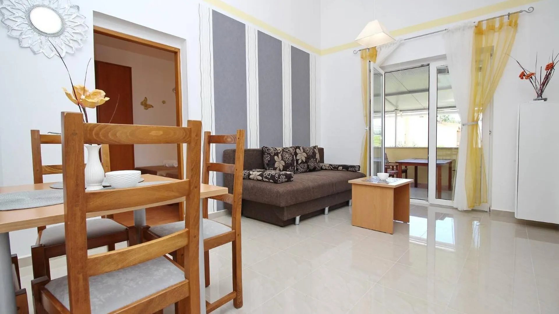 Apartments Zarok Beach Holiday Baska  0*, Baska (Krk)