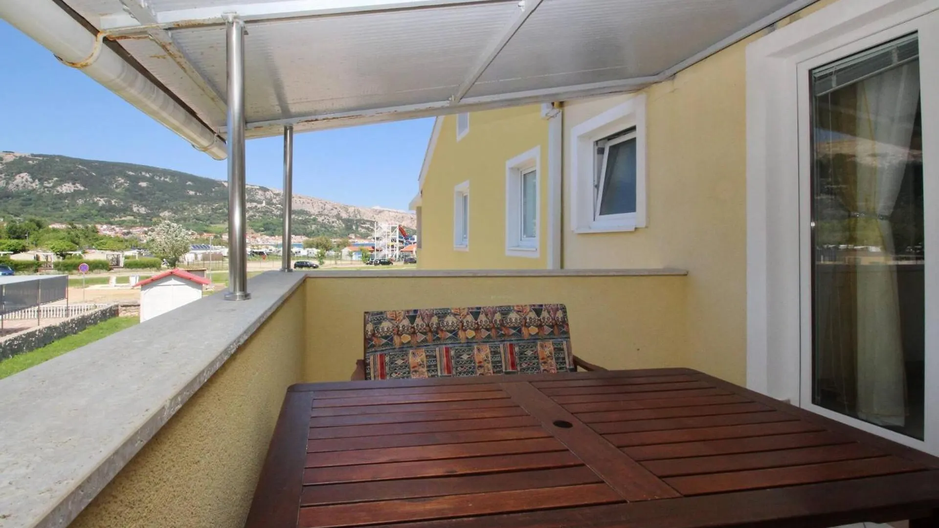 Apartments Zarok Beach Holiday Baska  Croatia